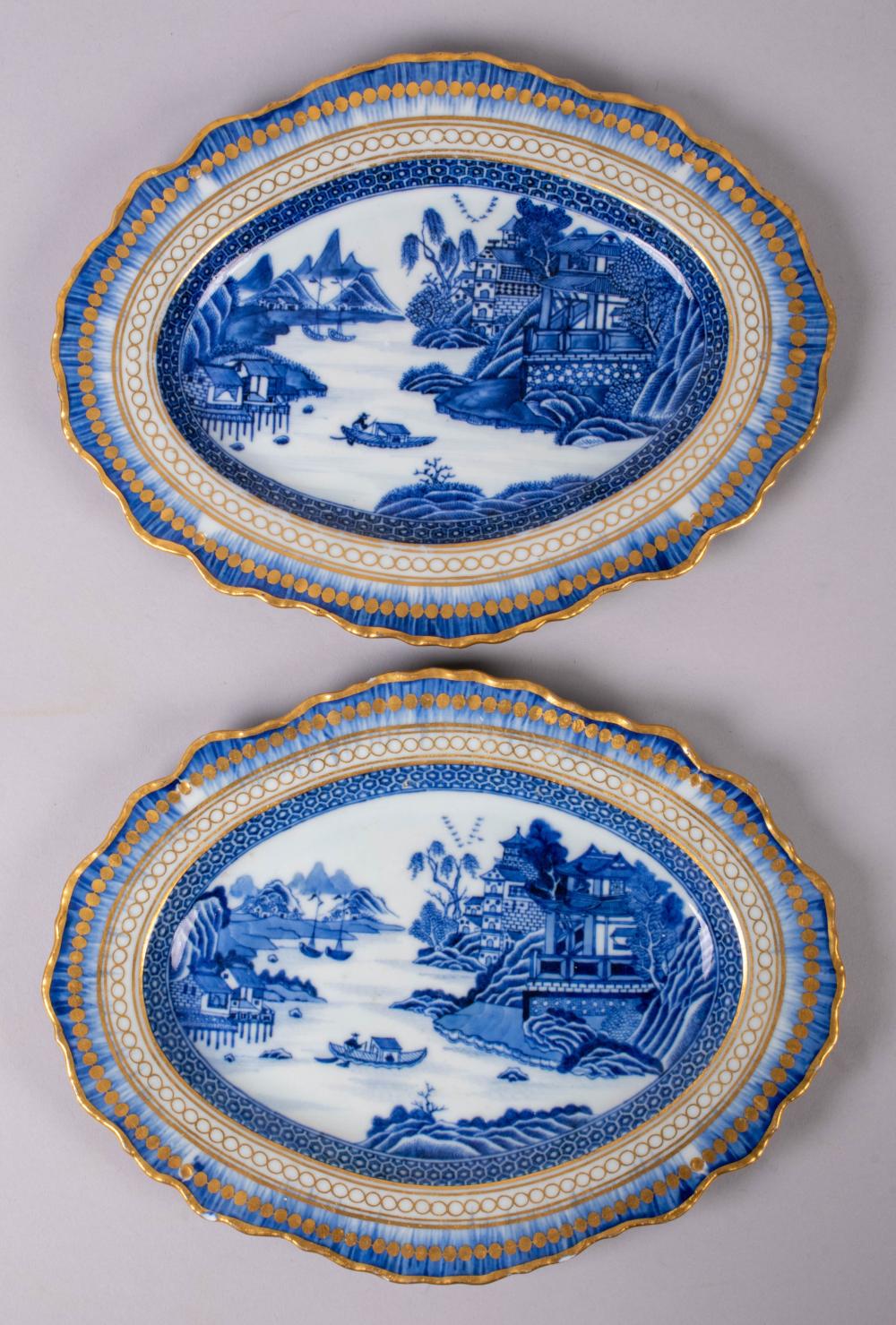 PAIR OF CHINESE EXPORT UNDERGLAZE