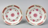 PAIR OF CHINESE FAMILLE ROSE P