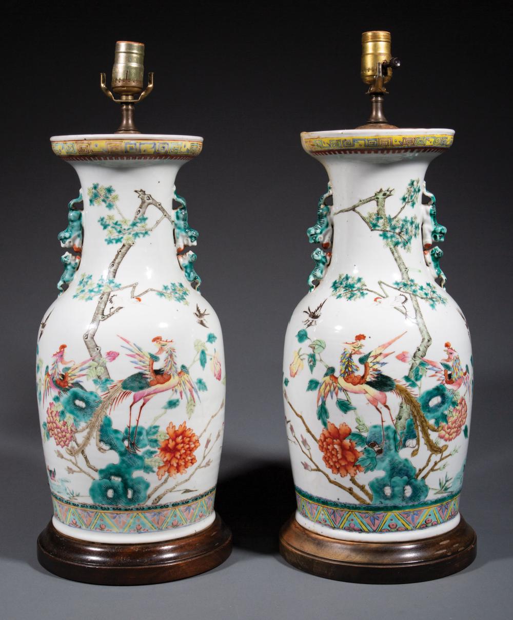 PAIR OF CHINESE FAMILLE ROSE