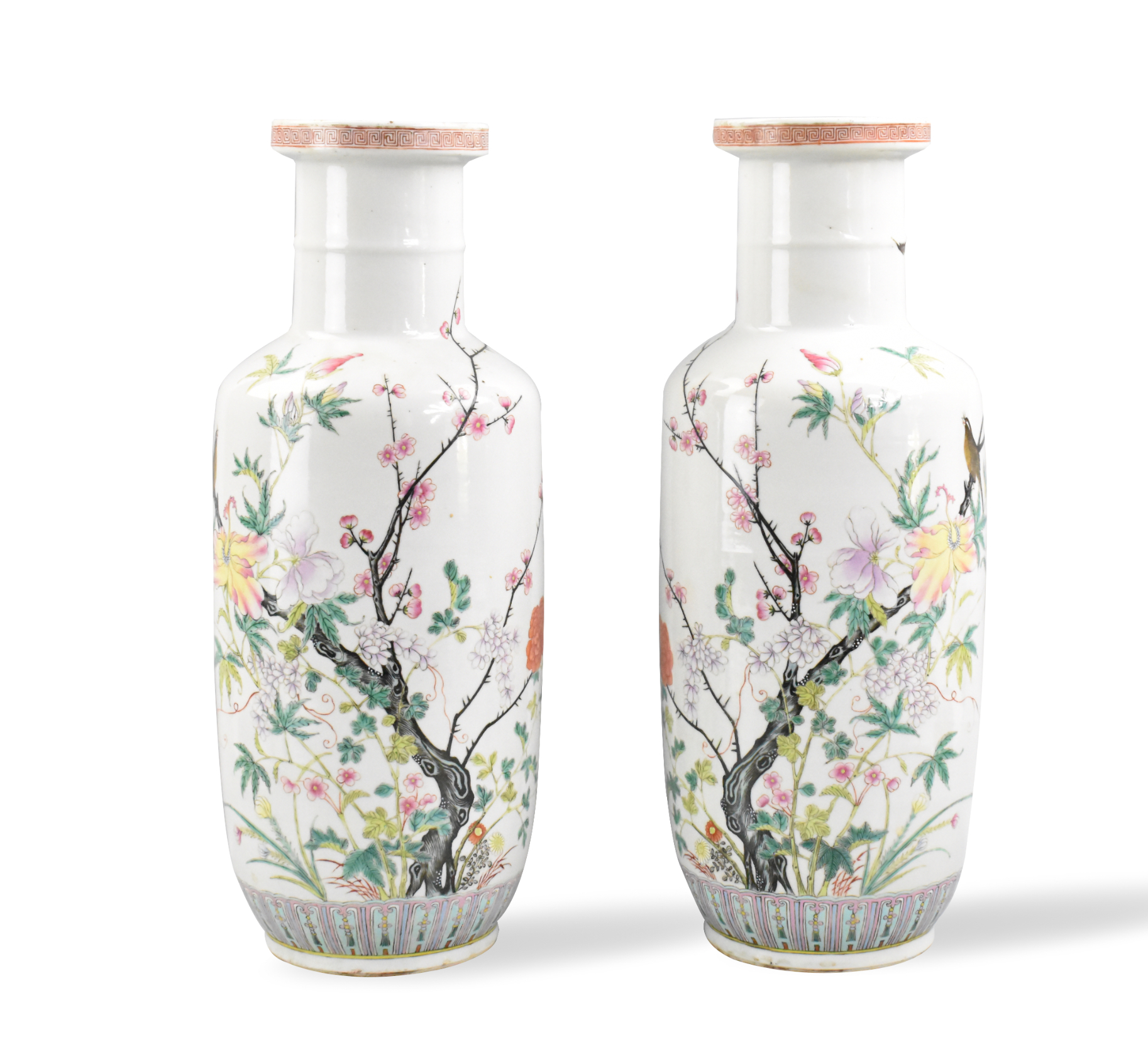 PAIR OF CHINESE FAMILLE ROSE