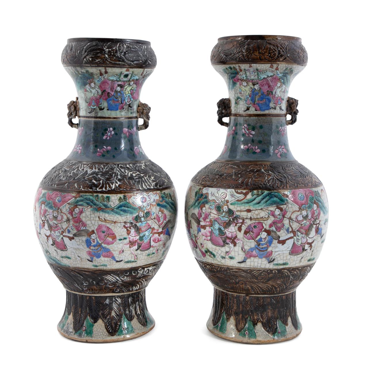 PAIR OF CHINESE FAMILLE ROSE GARLIC