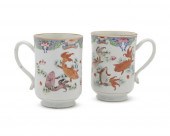 PAIR OF CHINESE FAMILLE ROSE P