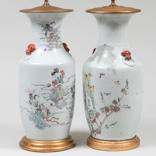PAIR OF CHINESE FAMILLE ROSE
