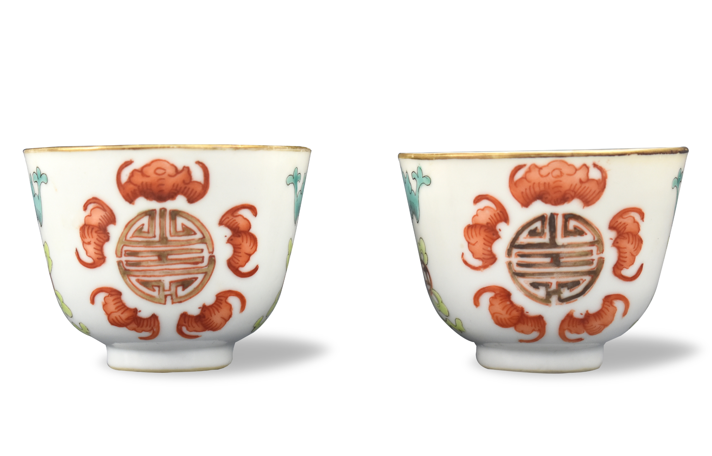 PAIR OF CHINESE FAMILLE ROSE BAT