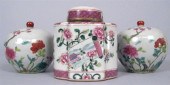 Pair of Chinese famille rose c