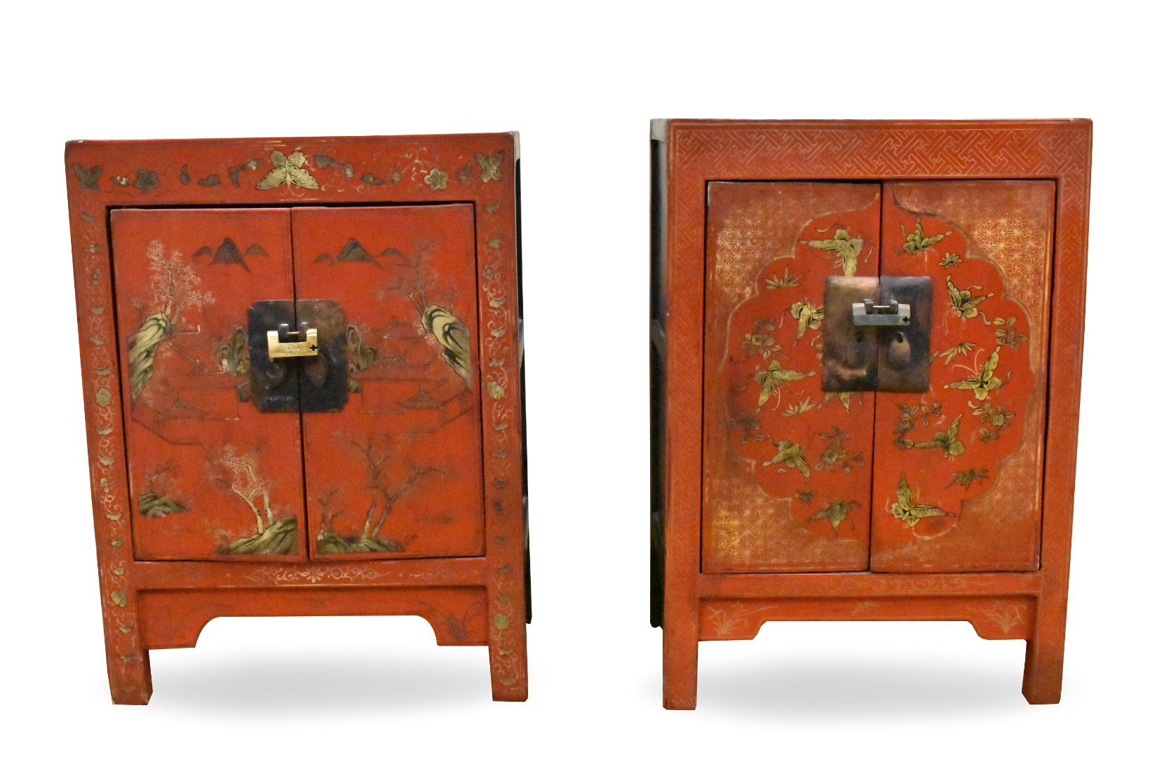 PAIR OF CHINESE GILT LACQUERED WOOD