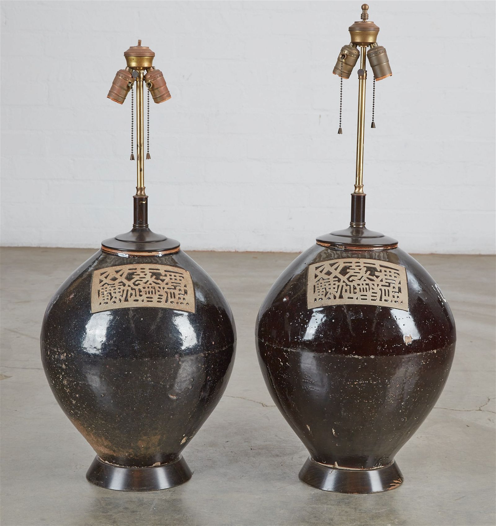PAIR OF CHINESE GLAZED CERAMIC JARS