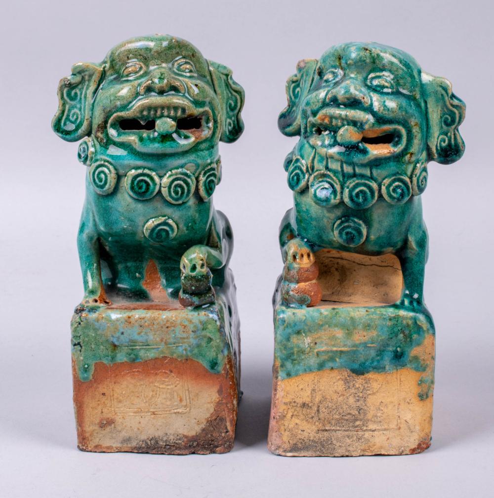 PAIR OF CHINESE GLAZED POTTERY