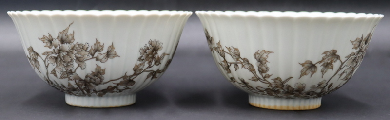 PAIR OF CHINESE GRISAILLE LOBED