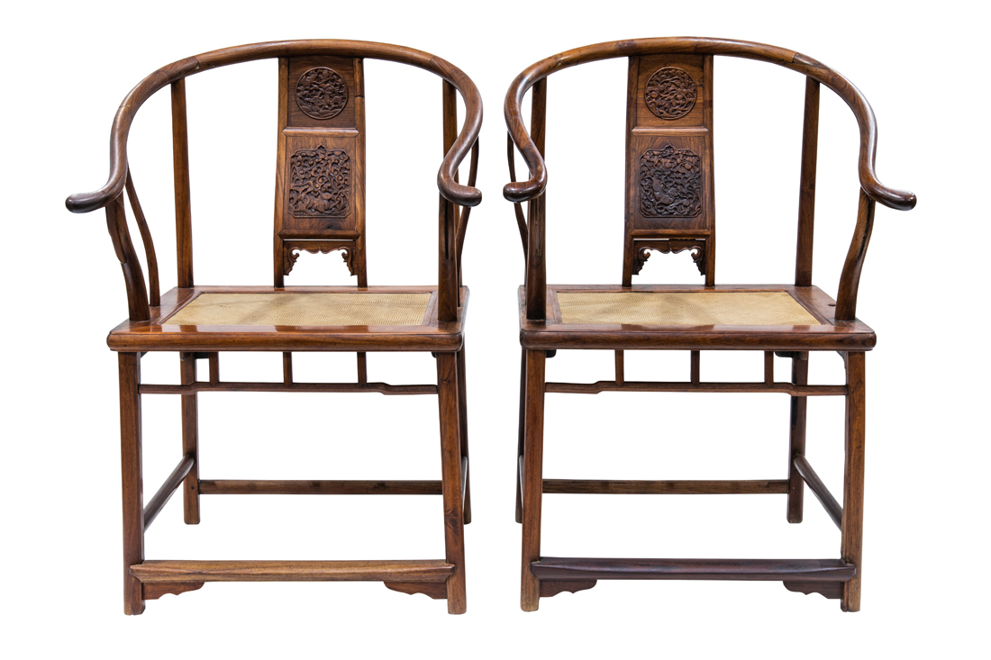 PAIR OF CHINESE HUANGHUALI