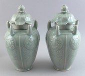PAIR OF CHINESE LONGQUAN CELAD