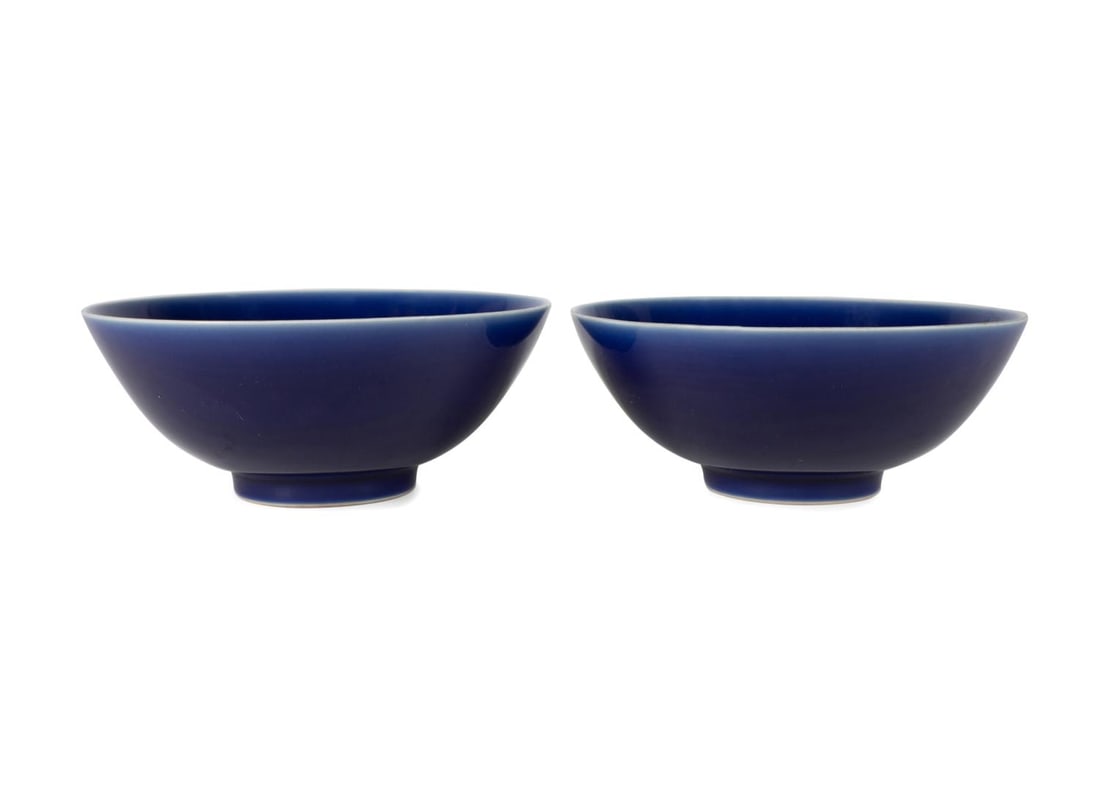 PAIR OF CHINESE MONOCHROME COBALT