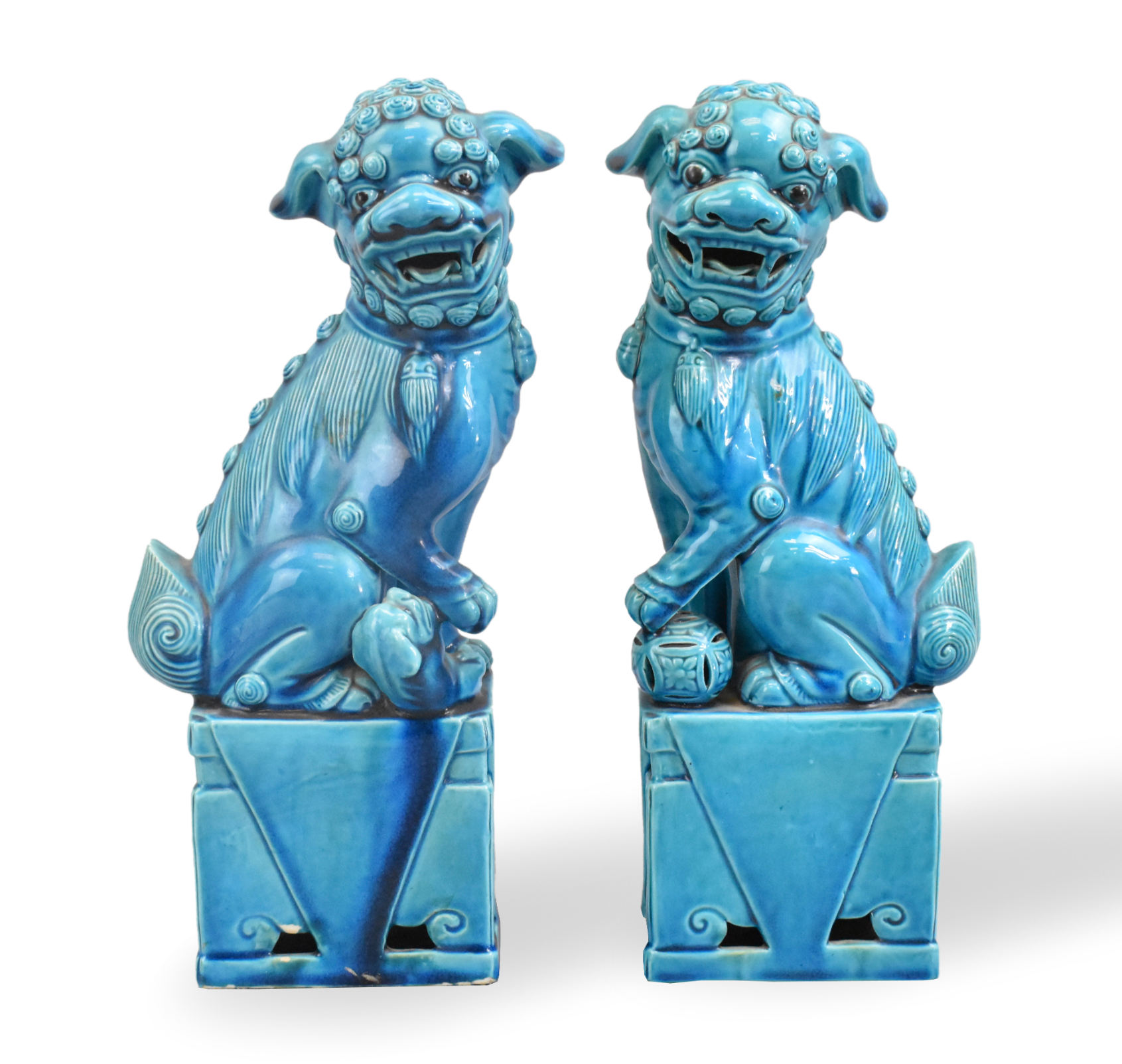 PAIR OF CHINESE PEACOCK GLAZE FOO