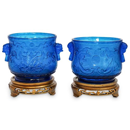 PAIR OF CHINESE PEKING GLASS CARVED