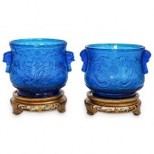 PAIR OF CHINESE PEKING GLASS C