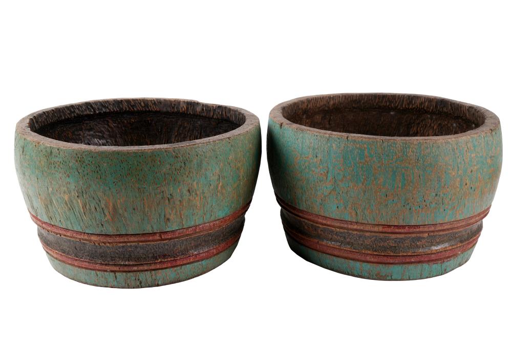 PAIR OF CHINESE POLYCHROMED WOOD