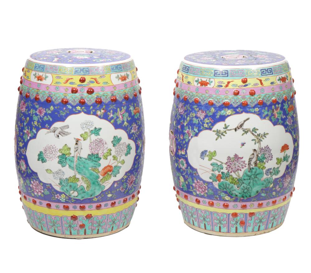 PAIR OF CHINESE PORCELAIN GARDEN