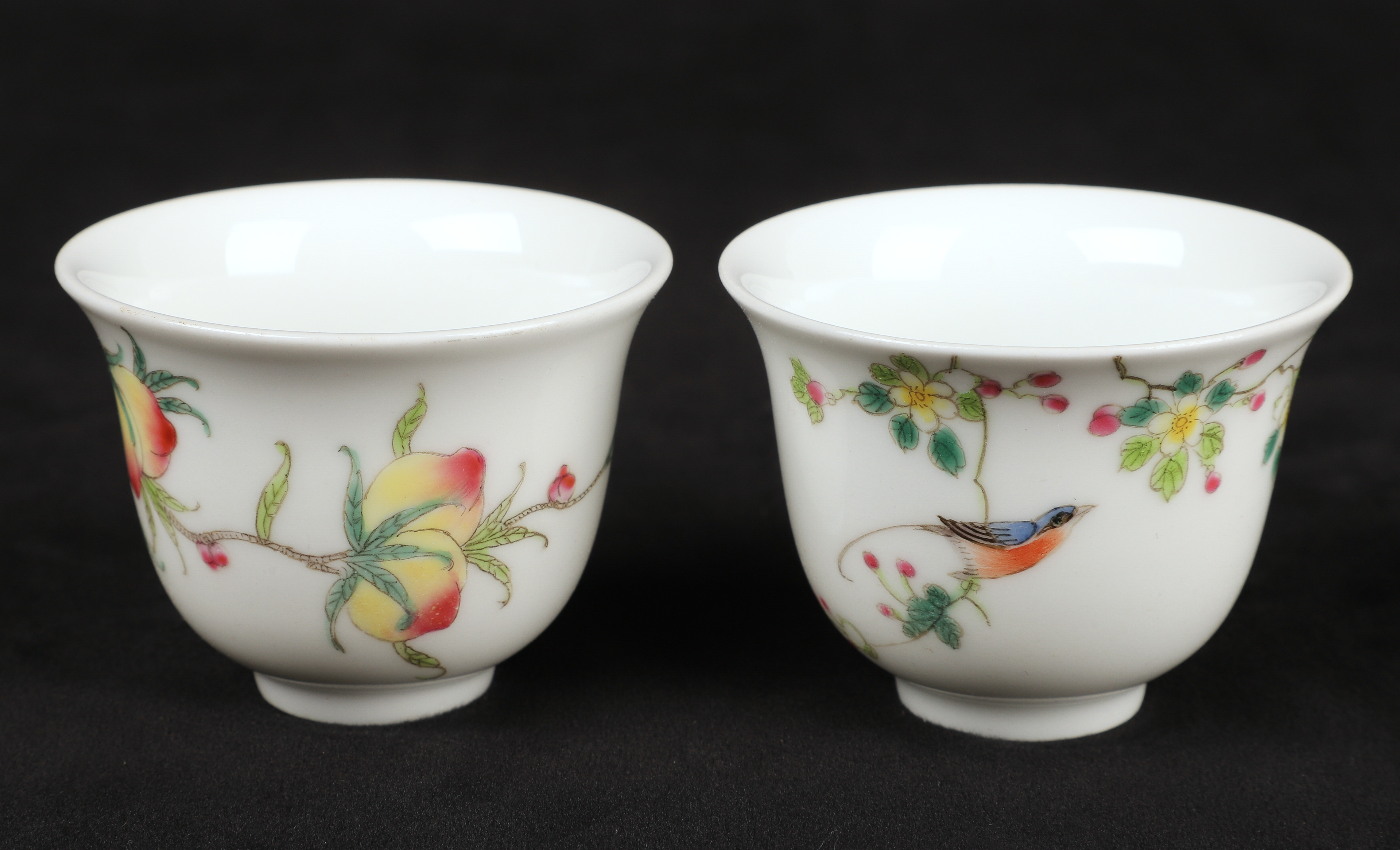 Pair of Chinese porcelain