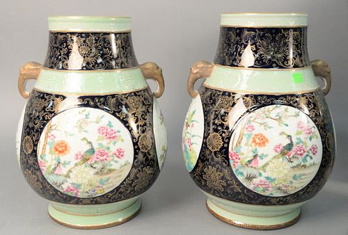 PAIR OF CHINESE PORCELAIN JARS,