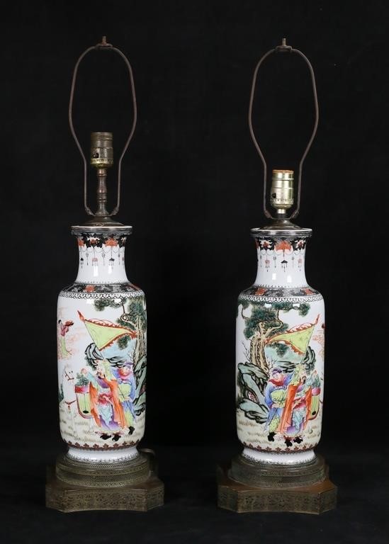 PAIR OF CHINESE PORCELAIN LAMPSPair
