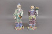 Pair of Chinese porcelian figu
