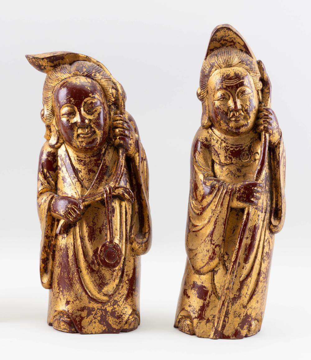 PAIR OF CHINESE RED AND GILT