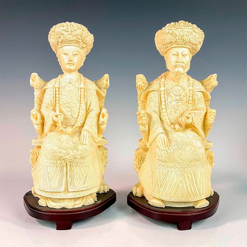 PAIR OF CHINESE RESIN FIGURES OF AN