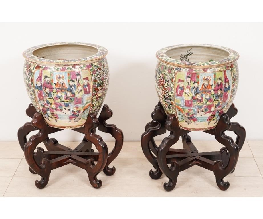 Pair of Chinese style porcelain