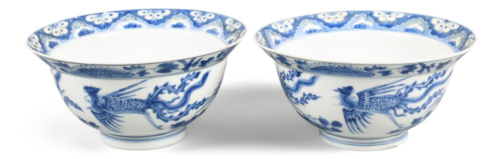 PAIR OF CHINESE UNDERGLAZE BLUE AND