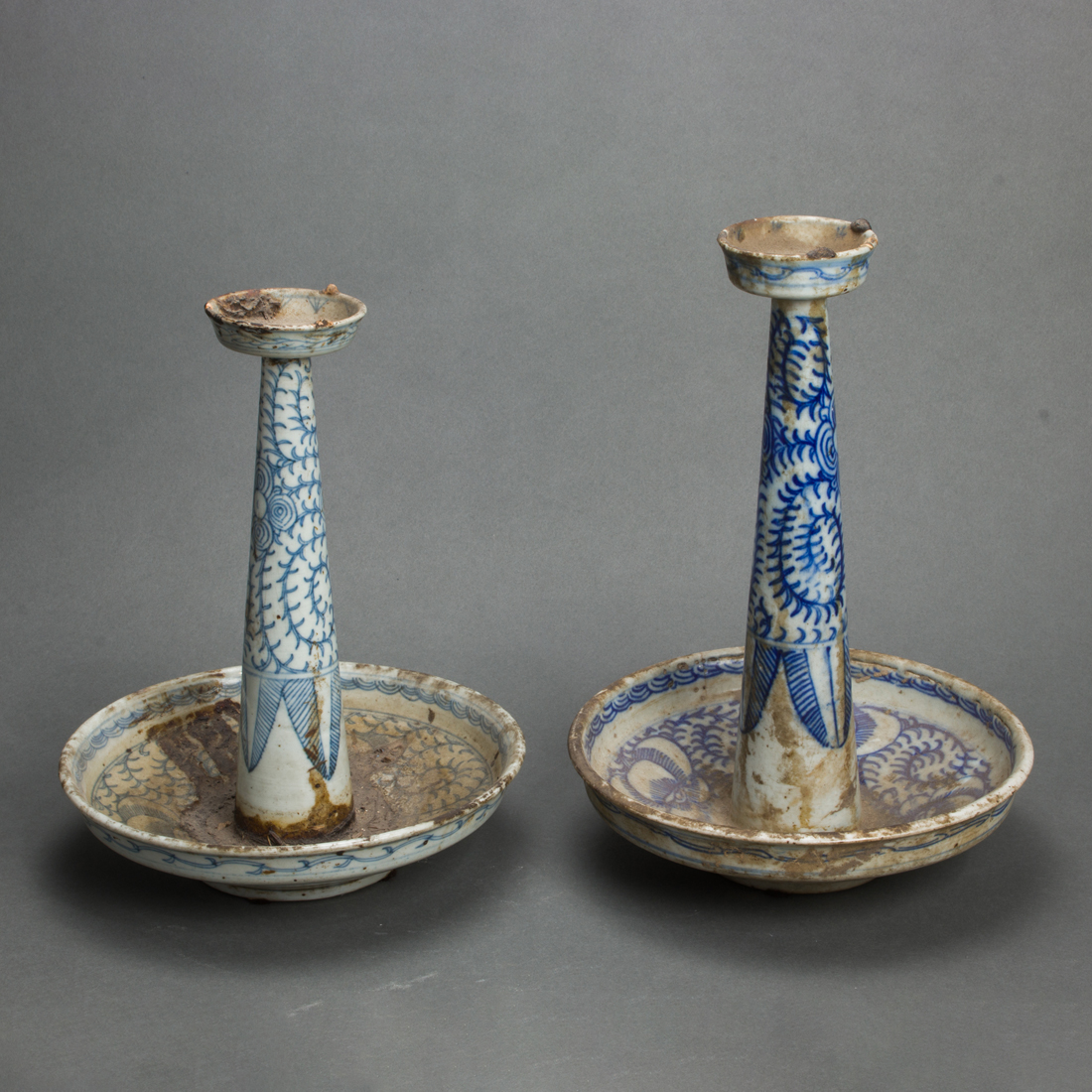 PAIR OF CHINESE UNDERGLAZE BLUE