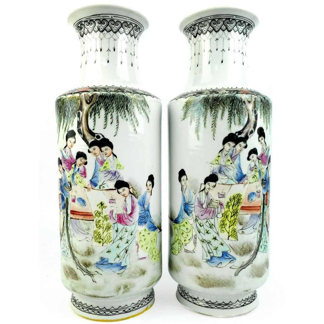 PAIR OF CHINESE VASESPair of