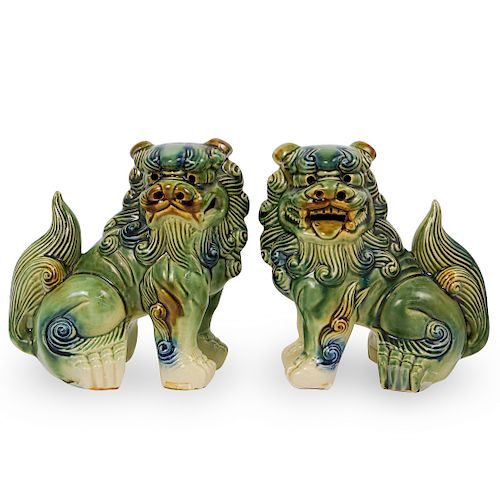 PAIR OF CHINESE WUCAI STYLE FOO