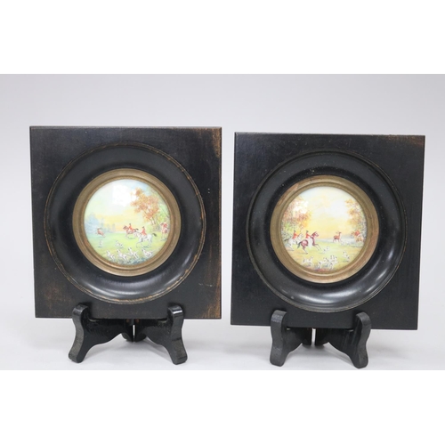 Pair of circular miniature