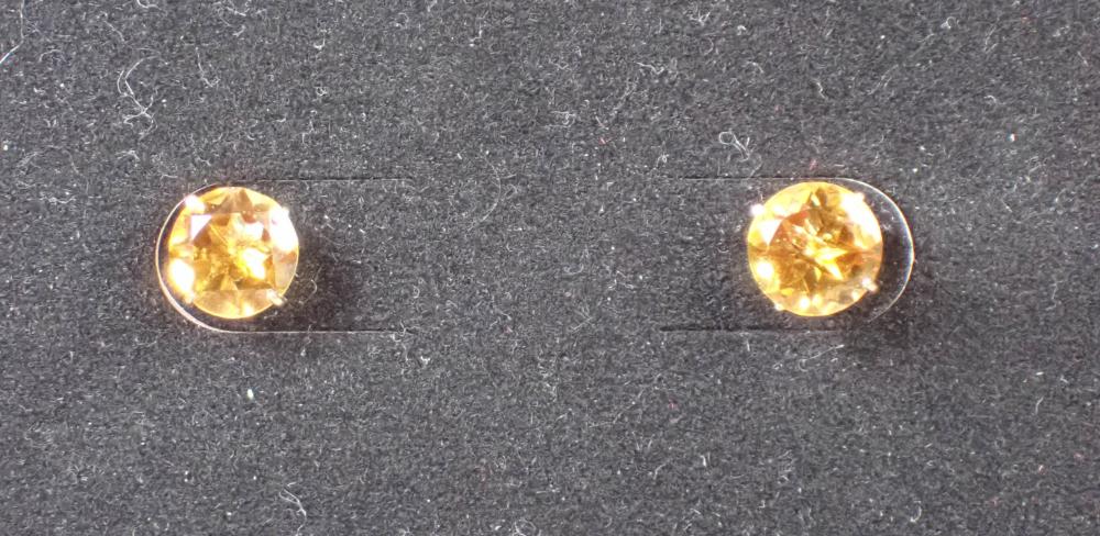 PAIR OF CITRINE AND GOLD EAR