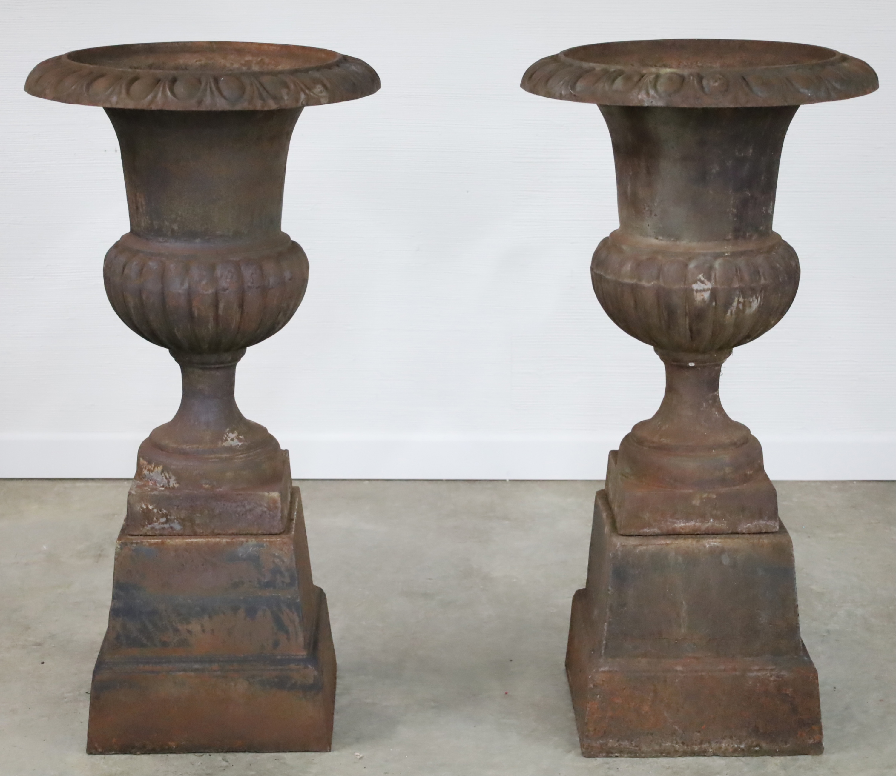 PAIR OF CLASSICAL CAST IRON STYLE