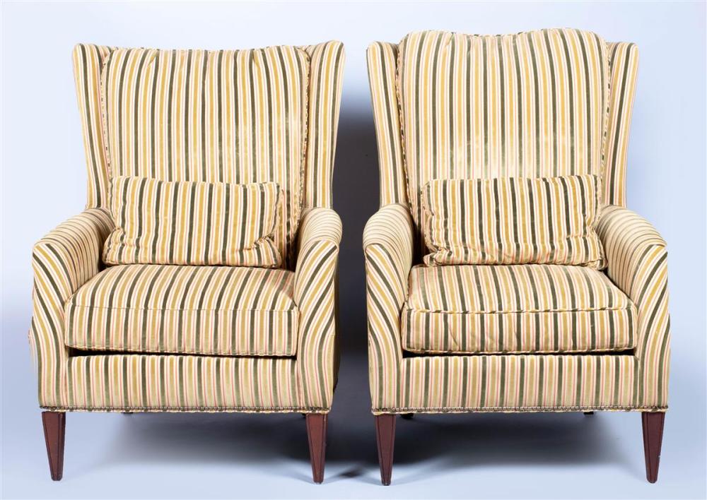 PAIR OF CLASSICAL STYLE MAHOGANY