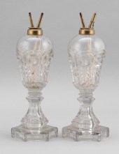 PAIR OF CLEAR SANDWICH GLASS W