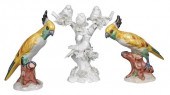 PAIR OF COCKATOOS AND BLANC DE