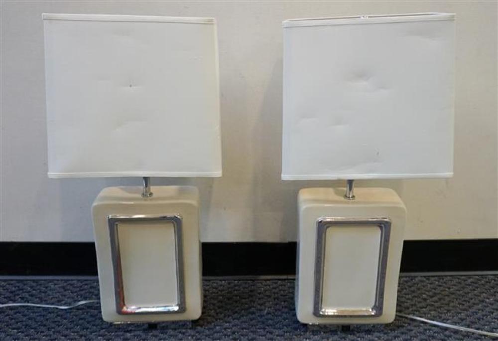 PAIR OF CONTEMPORARY CERAMIC