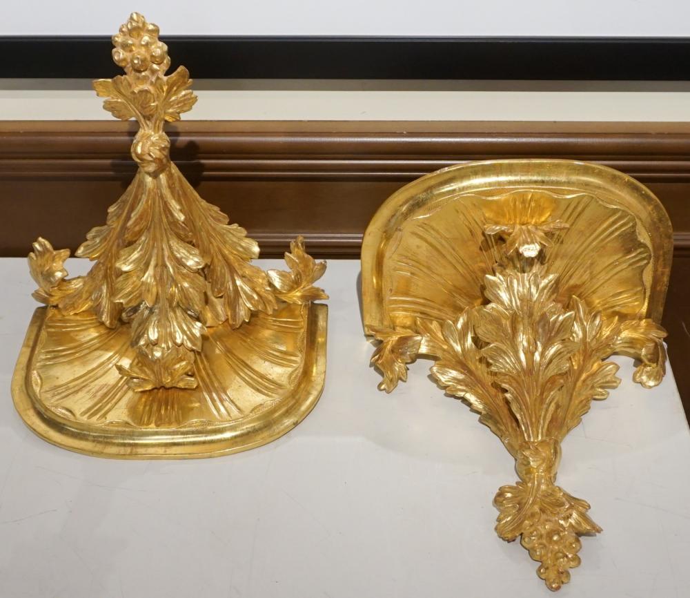 PAIR OF CONTINENTAL CARVED GILTWOOD