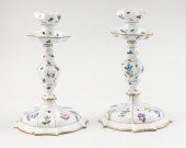 PAIR OF CONTINENTAL PORCELAIN