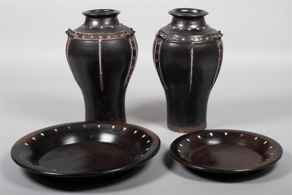 PAIR OF CONTINENTAL STYLE CERAMIC