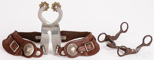 PAIR OF CROCKETT RENALDE STEEL