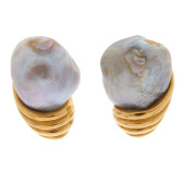 PAIR OF CULTURED PEARL, 18K YE