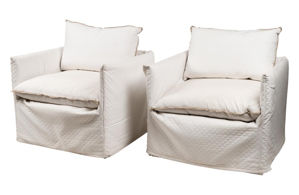 PAIR OF CUSTOM ARMCHAIRSPair of