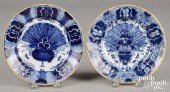 PAIR OF DELFT BLUE AND WHITE P
