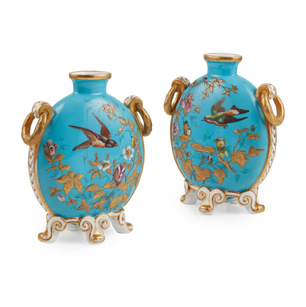 PAIR OF DERBY CROWN PORCELAIN