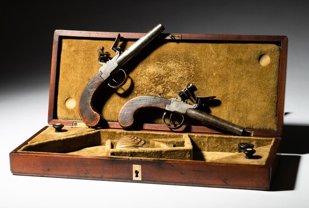 PAIR OF DUELING PISTOLSPair of