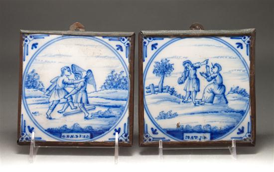 Pair of Dutch delft blue and