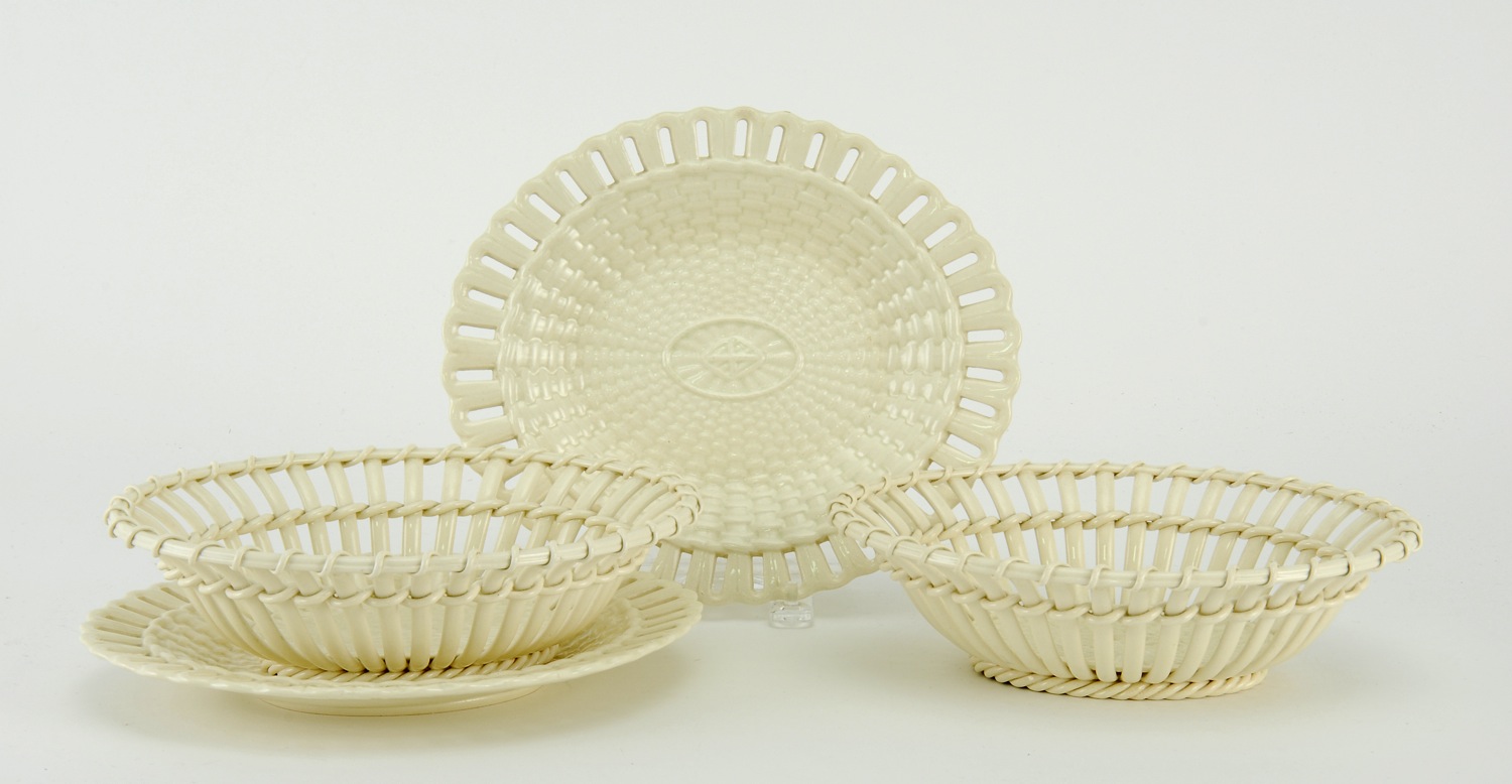 PAIR OF EARLY OVAL WEDGWOOD